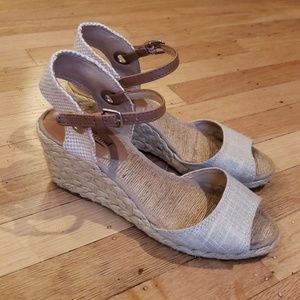 Lucky Brand Kyndra Espadrille Wedge Sandal